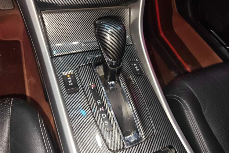 Used Honda Accord 2016 2.0L Elite Edition Gear Lever