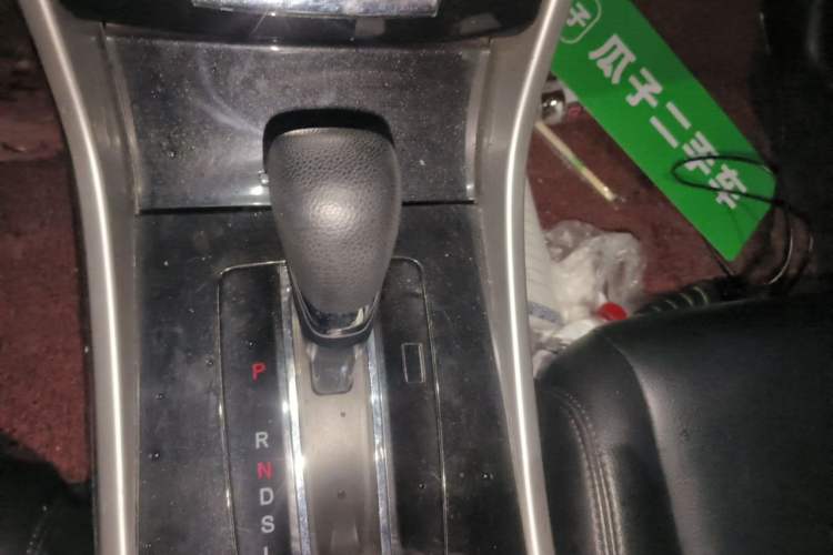 Used Honda Accord 2016 2.0L Comfort Edition Gear Lever