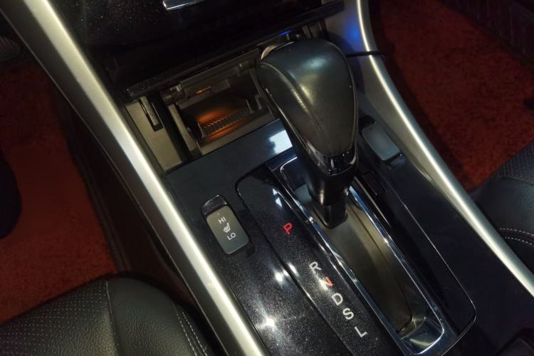 Used Honda Accord 2016 2.0L Elite Edition Gear Lever