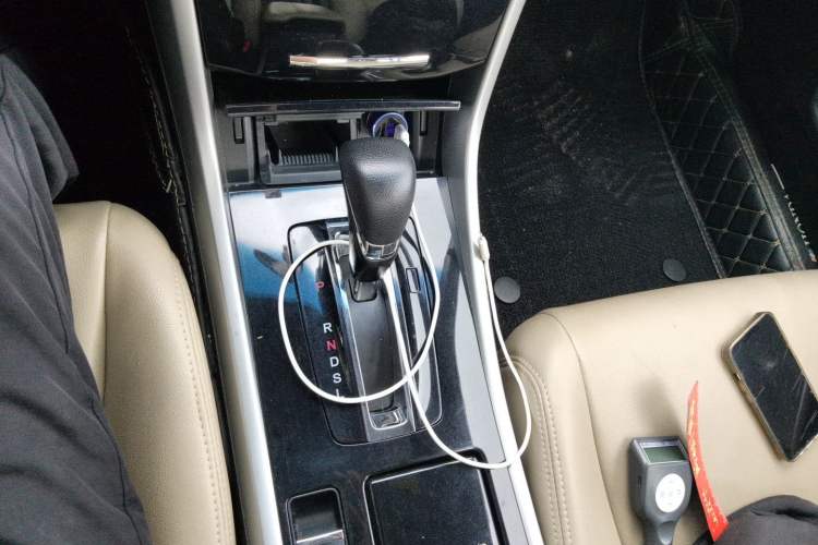 Used Honda Accord 2016 2.0L Comfort Edition Gear Lever