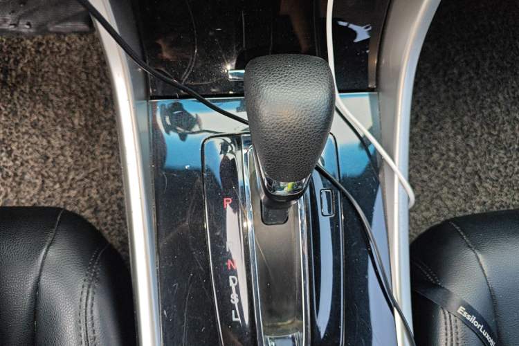 Used Honda Accord 2016 2.0L Comfort Edition Gear Lever
