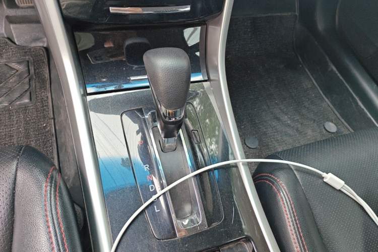 Used Honda Accord 2016 2.0L Comfort Edition Gear Lever