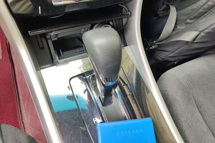 Used Honda Accord 2016 2.0L Comfort Edition Gear Lever