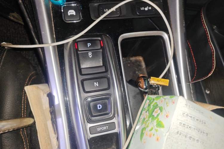 Used Honda Accord 2016 Hybrid 2.0L Sharp Edition Gear Lever