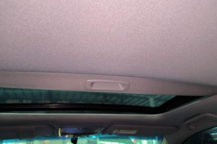 Used Honda Accord 2016 2.0L Comfort Edition Headliner
