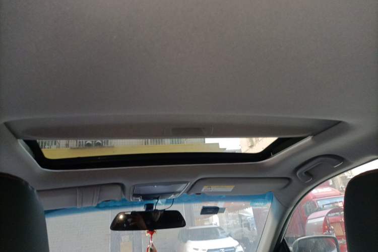 Used Honda Accord 2016 2.0L Comfort Edition Headliner