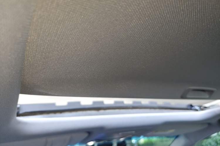 Used Honda Accord 2016 2.0L Comfort Edition Headliner