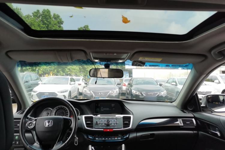 Used Honda Accord 2016 2.0L Elite Edition Headliner