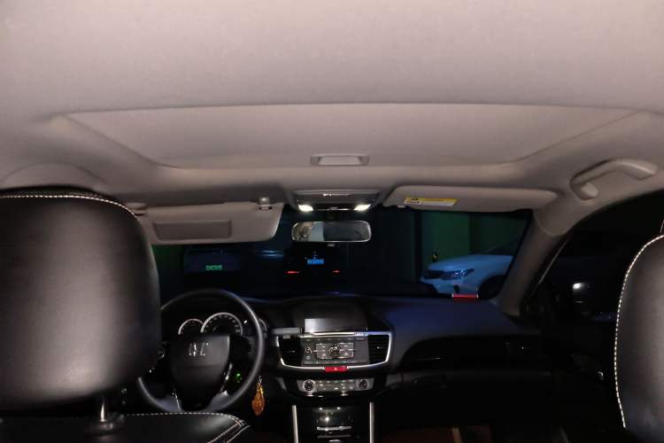 Used Honda Accord 2016 2.0L Comfort Edition Headliner