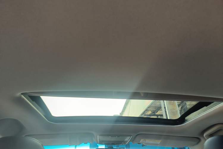 Used Honda Accord 2016 2.0L Comfort Edition Headliner