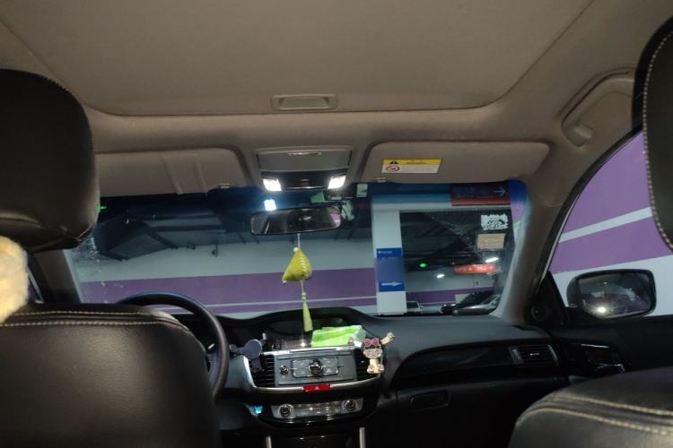 Used Honda Accord 2016 2.0L Comfort Edition Headliner