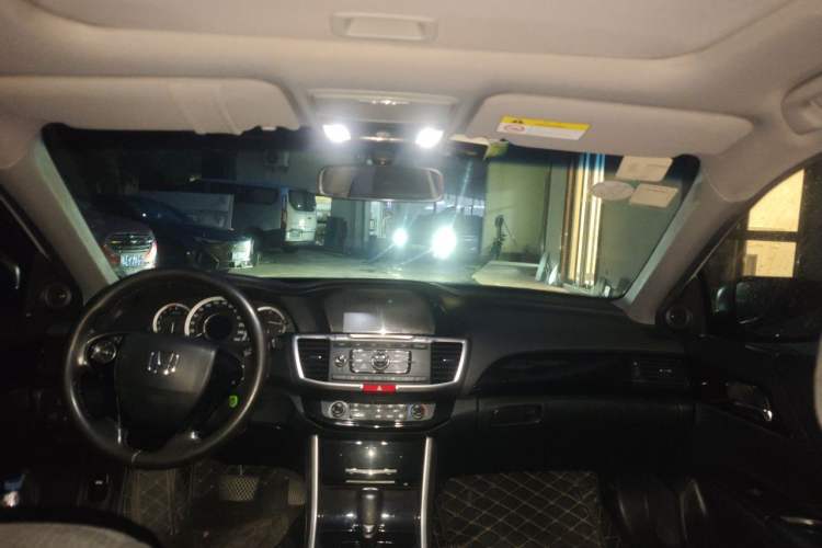 Used Honda Accord 2016 2.0L Comfort Edition Headliner