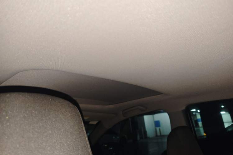 Used Honda Accord 2016 2.0L Comfort Edition Headliner