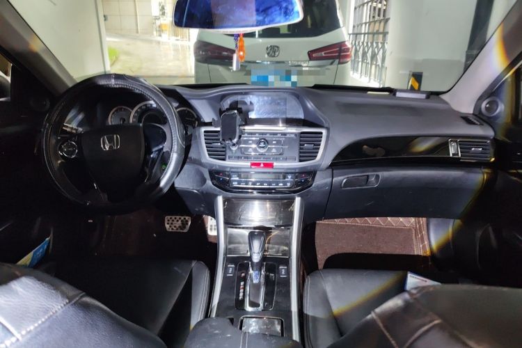 Used Honda Accord 2016 2.0L Elite Edition Headliner