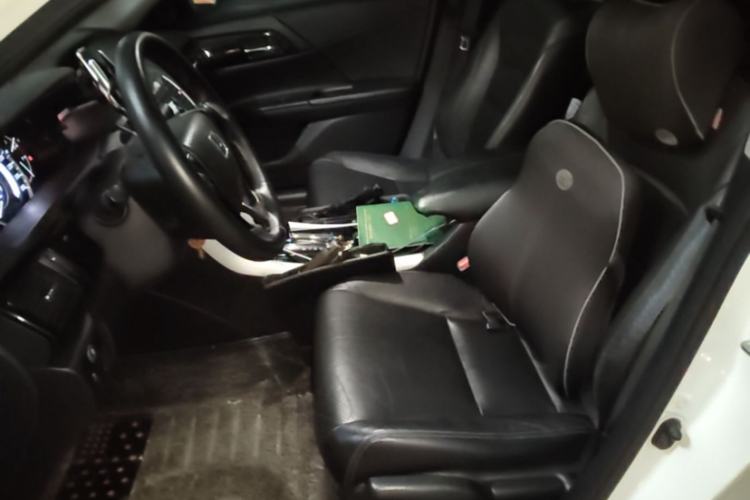Used Honda Accord 2016 2.0L Elite Edition Interior 1