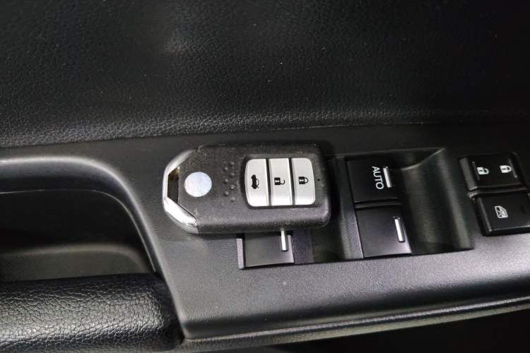 Used Honda Accord 2016 2.0L Elite Edition Interior 1