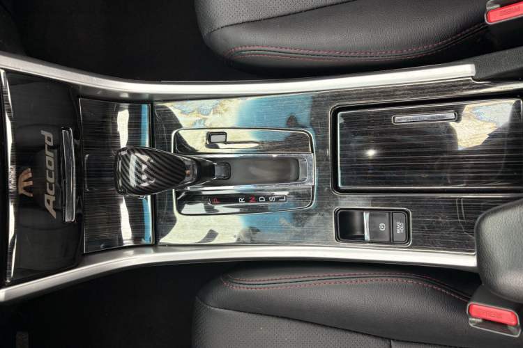 Used Honda Accord 2016 2.0L Comfort Edition Interior 13