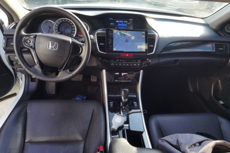 Used Honda Accord 2016 2.0L Elite Edition Interior 2
