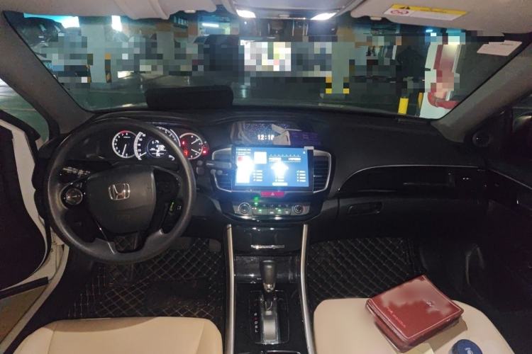 Used Honda Accord 2016 2.0L Comfort Edition Interior 2
