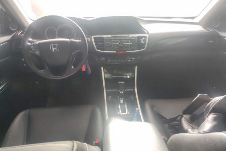 Used Honda Accord 2016 2.0L Elite Edition Interior 2