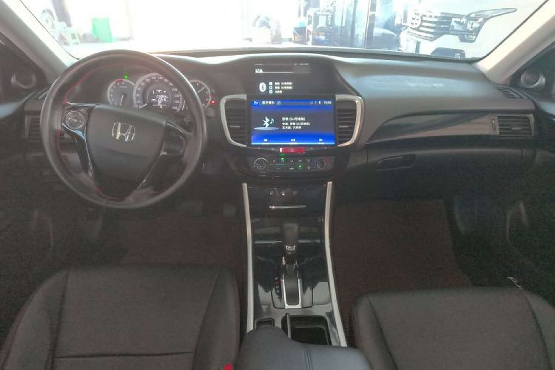 Used Honda Accord 2016 2.0L Comfort Edition Interior 3