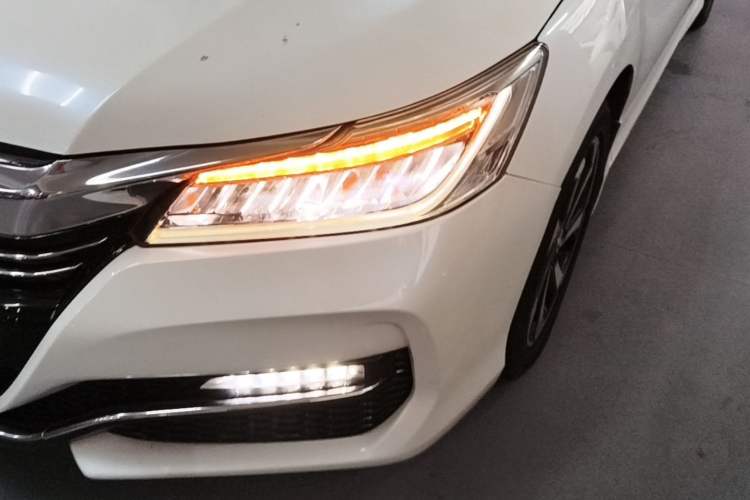 Used Honda Accord 2016 2.4L Comfort Edition Left Front Headlight