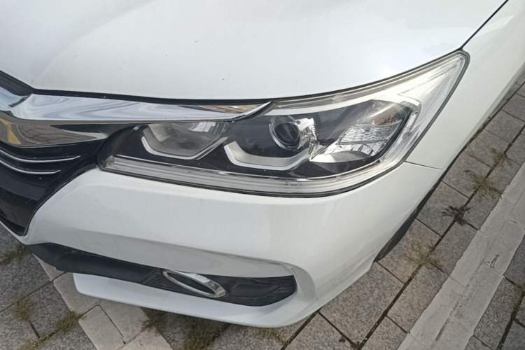 Used Honda Accord 2016 2.0L Comfort Edition Left Front Headlight