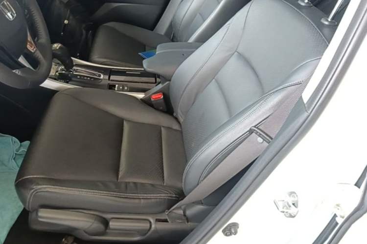 Used Honda Accord 2016 2.0L Elite Edition Left Front Seat