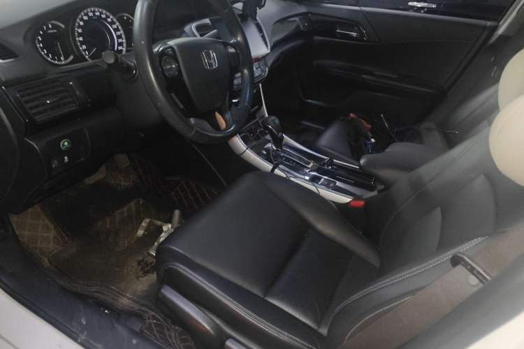 Used Honda Accord 2016 2.0L Elite Edition Left Front Seat