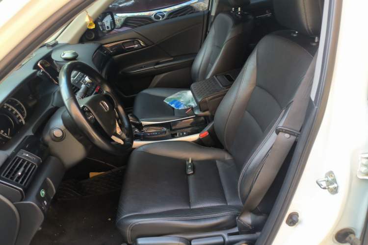 Used Honda Accord 2016 2.0L Elite Edition Left Front Seat