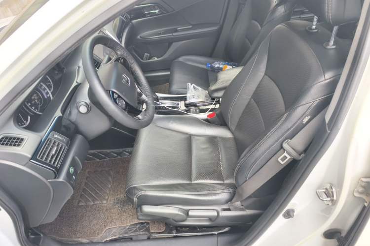 Used Honda Accord 2016 2.0L Elite Edition Left Front Seat