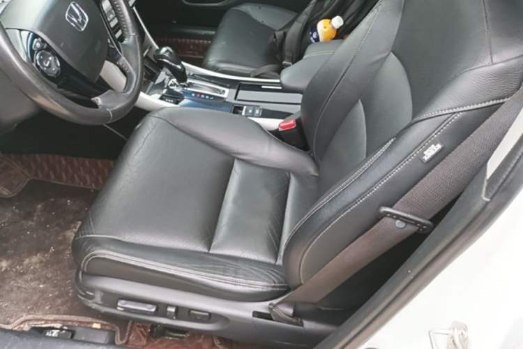 Used Honda Accord 2016 2.0L Luxury Edition Left Front Seat
