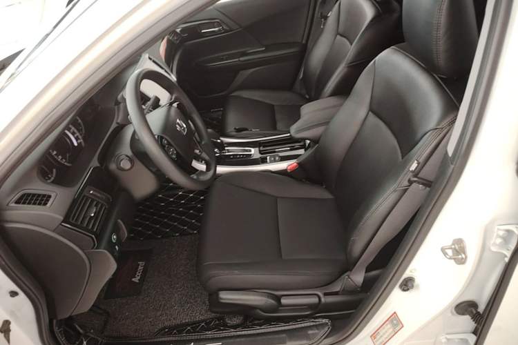 Used Honda Accord 2016 2.0L Comfort Edition Left Front Seat