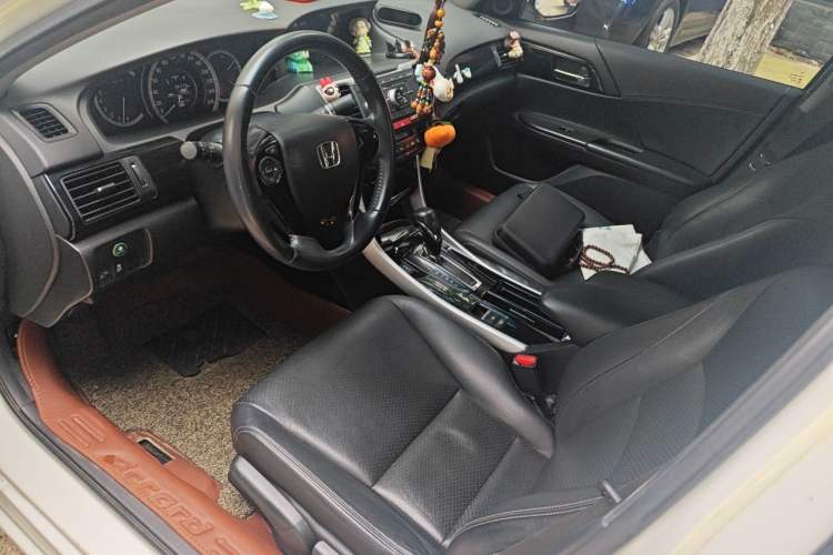 Used Honda Accord 2016 2.0L Elite Edition Left Front Seat