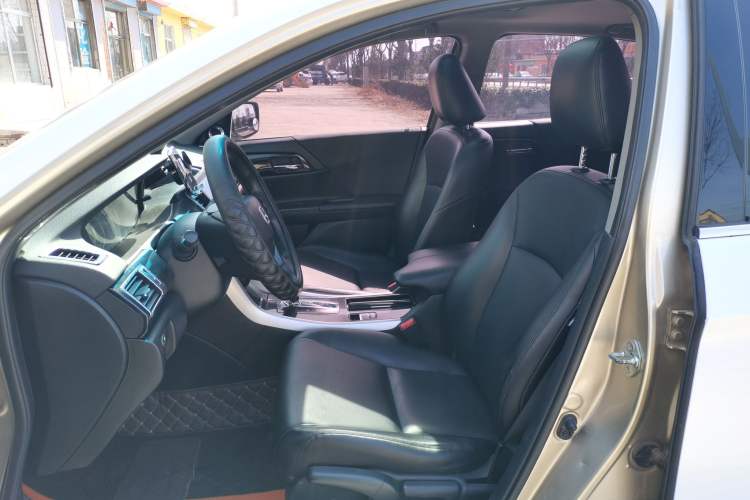 Used Honda Accord 2016 2.0L Comfort Edition Left Front Seat