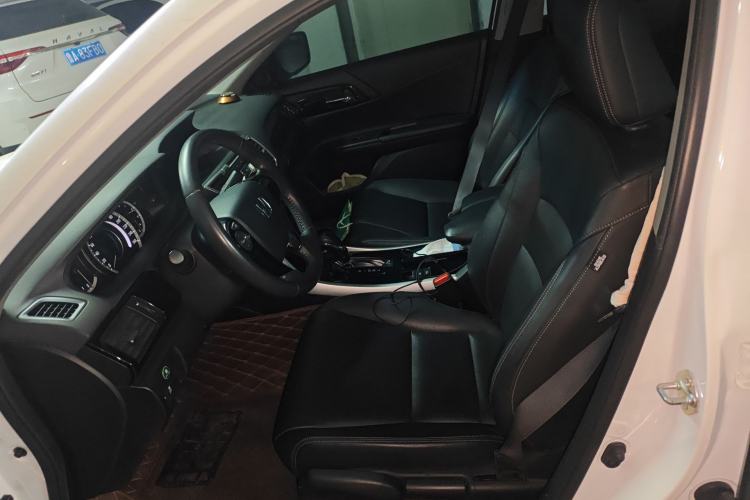 Used Honda Accord 2016 2.0L Elite Edition Left Front Seat