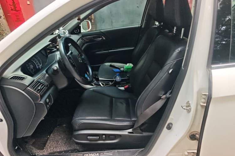 Used Honda Accord 2016 2.4L Luxury Edition Left Front Seat