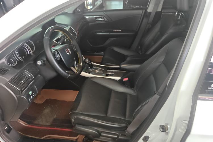 Used Honda Accord 2016 2.0L Elite Edition Left Front Seat