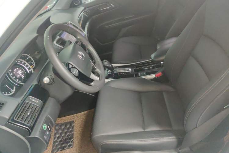Used Honda Accord 2016 2.0L Elite Edition Left Front Seat