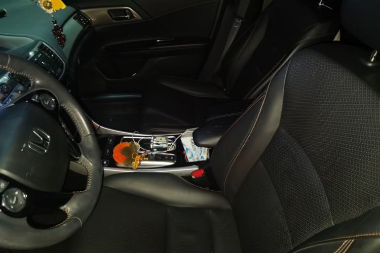Used Honda Accord 2016 Hybrid 2.0L Sharp Edition Left Front Seat