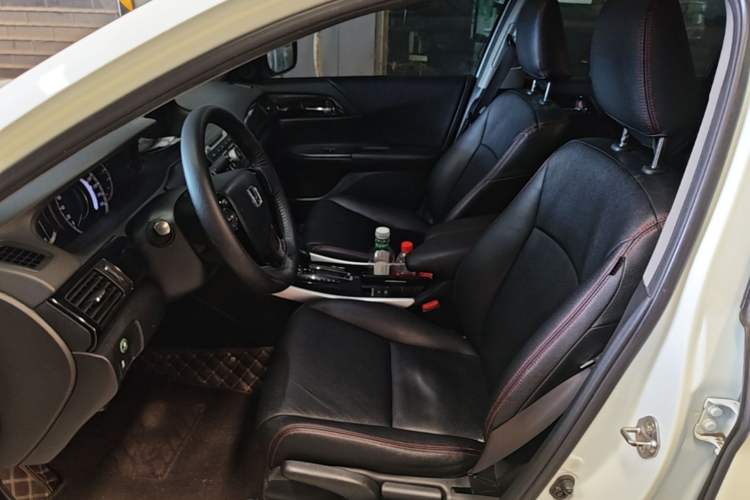 Used Honda Accord 2016 2.0L Comfort Edition Left Front Seat