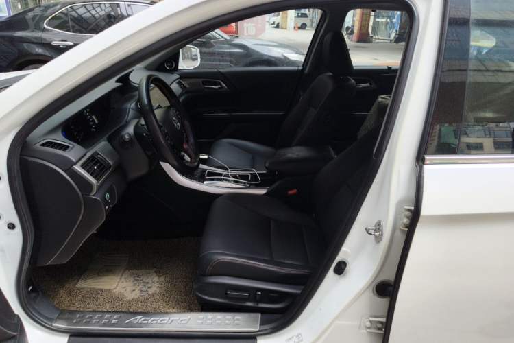 Used Honda Accord 2016 Hybrid 2.0L Prestige Edition Left Front Seat