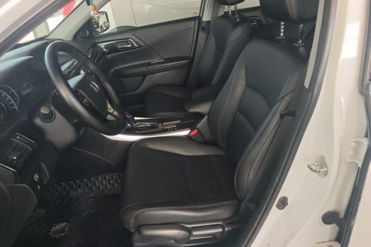 Used Honda Accord 2016 2.0L Elite Edition Left Front Seat