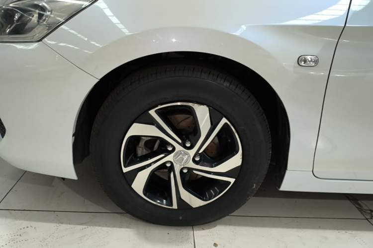 Used Honda Accord 2016 2.0L Comfort Edition Left Front Wheel Hub