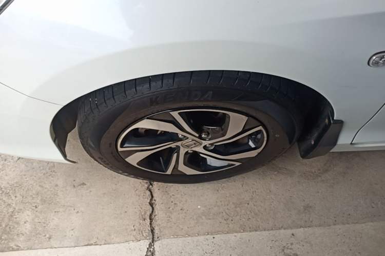 Used Honda Accord 2016 2.0L Comfort Edition Left Front Wheel Hub
