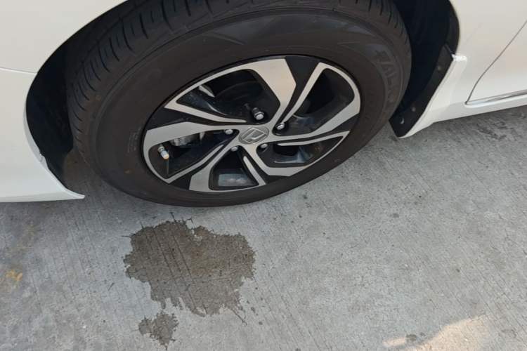Used Honda Accord 2016 2.0L Comfort Edition Left Front Wheel Hub
