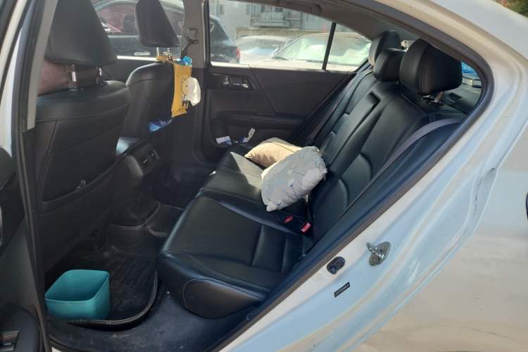 Used Honda Accord 2016 2.0L Elite Edition Left Rear Seat