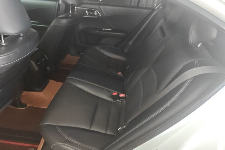 Used Honda Accord 2016 2.0L Elite Edition Left Rear Seat