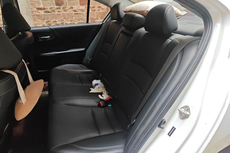 Used Honda Accord 2016 2.0L Luxury Edition Left Rear Seat