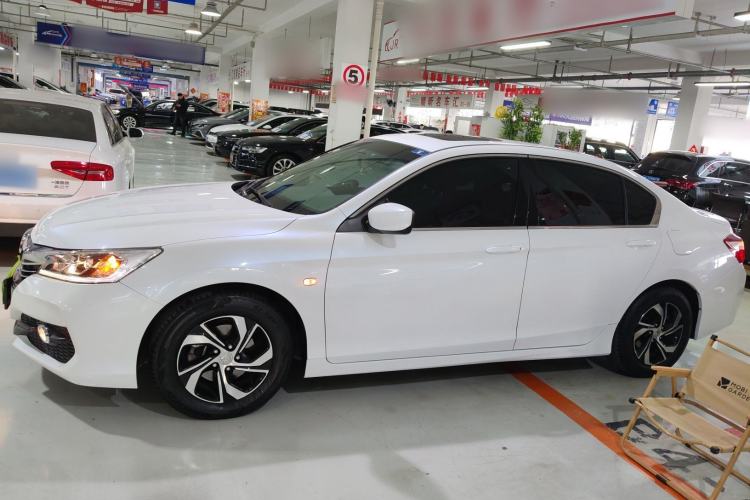 Used Honda Accord 2016 2.0L Elite Edition Left Side